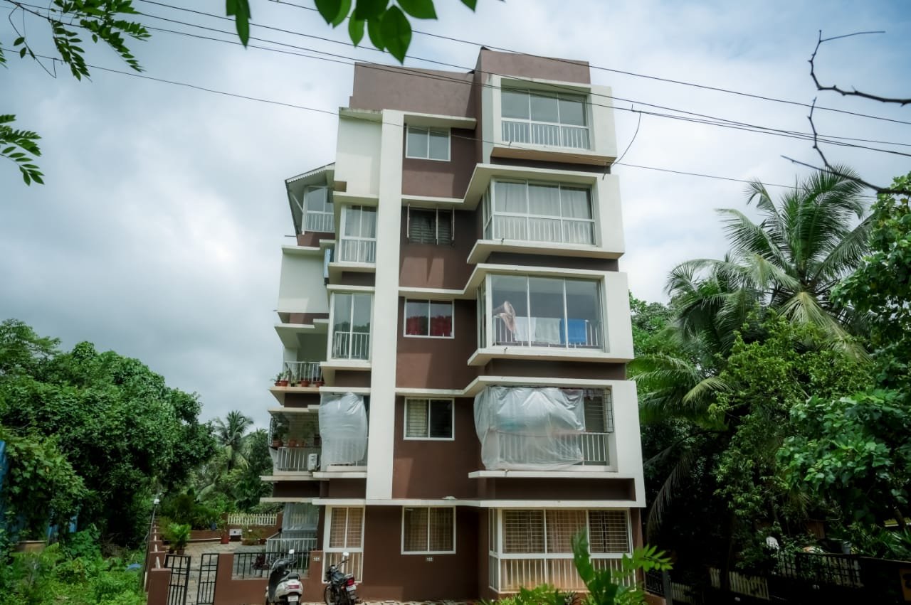 DCI Greens external view 3